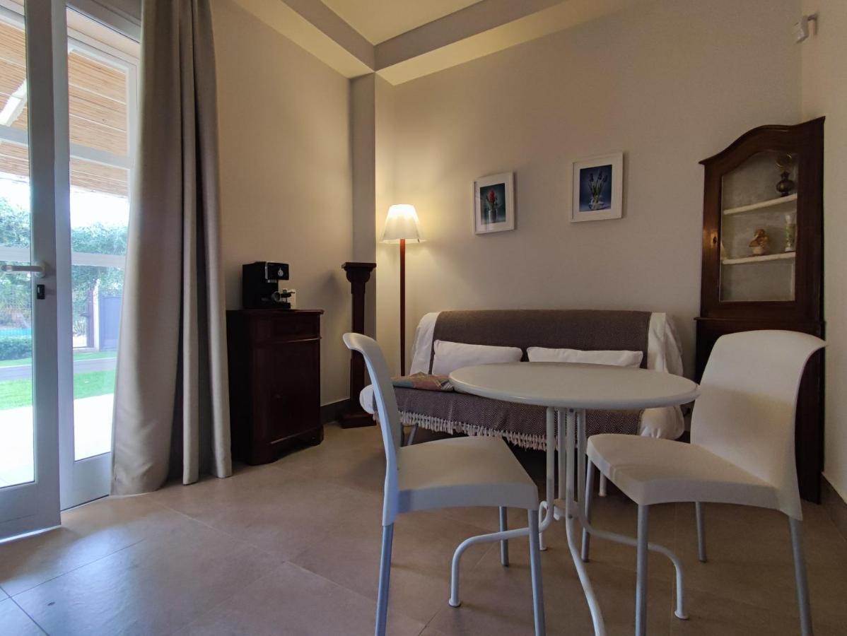 Alimede Apartment Санта Кроче Камерина Екстериор снимка