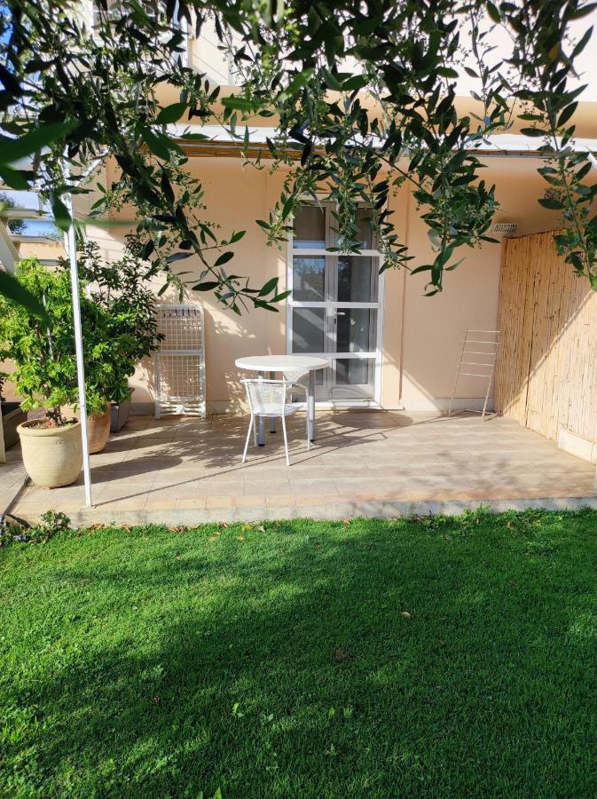 Alimede Apartment Санта Кроче Камерина Екстериор снимка